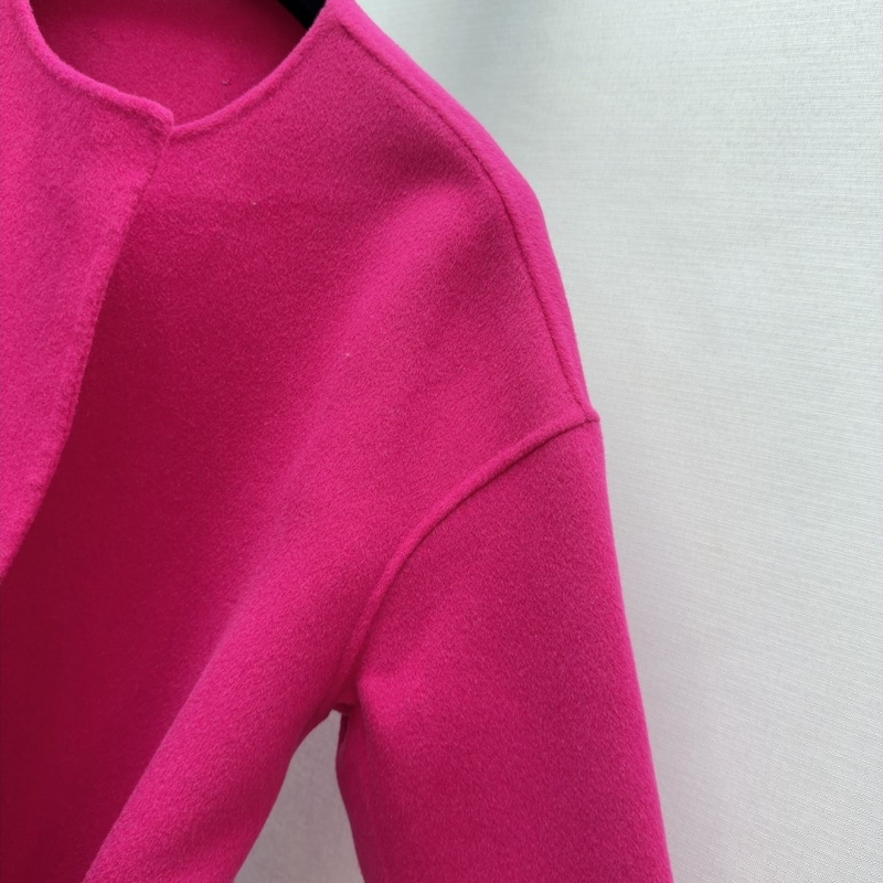 chr1st1an D10r outwear